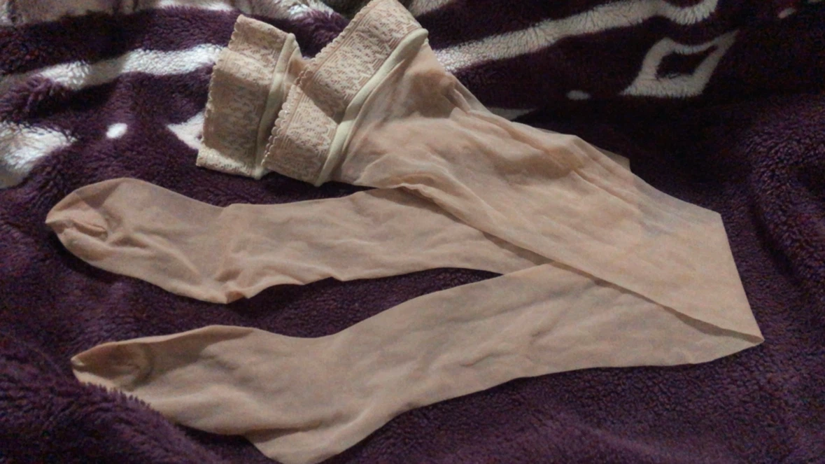 Nude Lace-Top Stay-Up Stockings