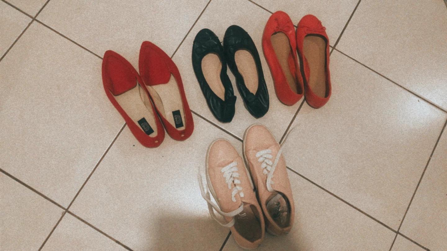 All for $15(Size 6 )women's shoes(like new & Good condition)