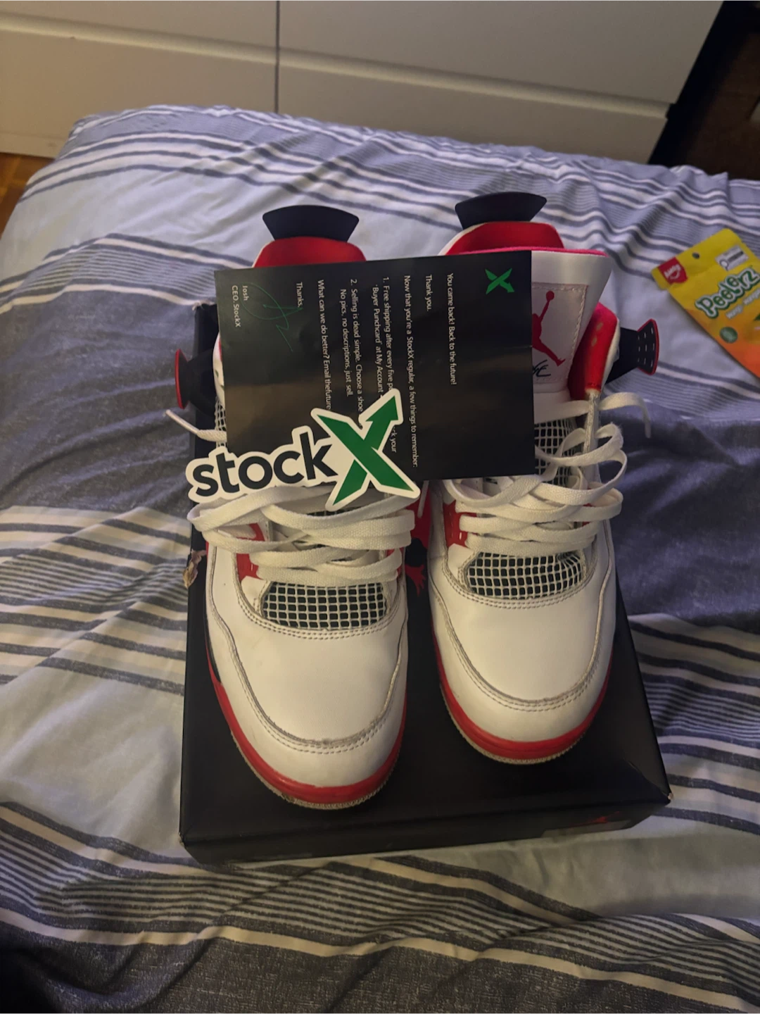 Nike Air Jordan 4 Retro Fire Red - photo 2