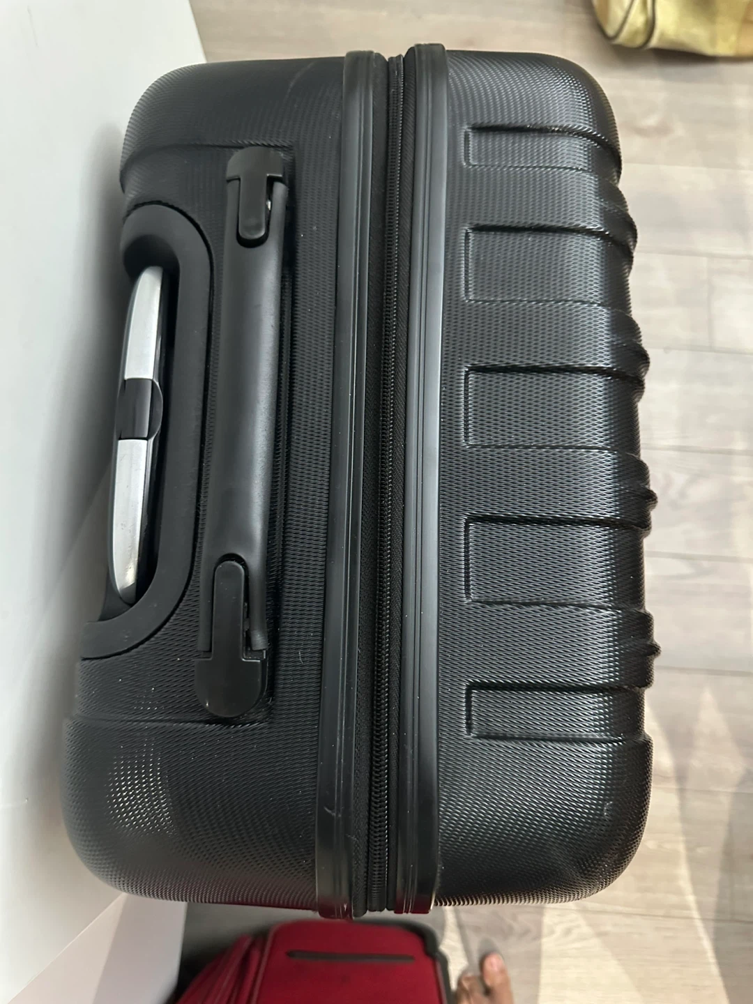 Medium Black Hardshell Spinner Luggage Suitcase (64x41x25 cm) - photo 2