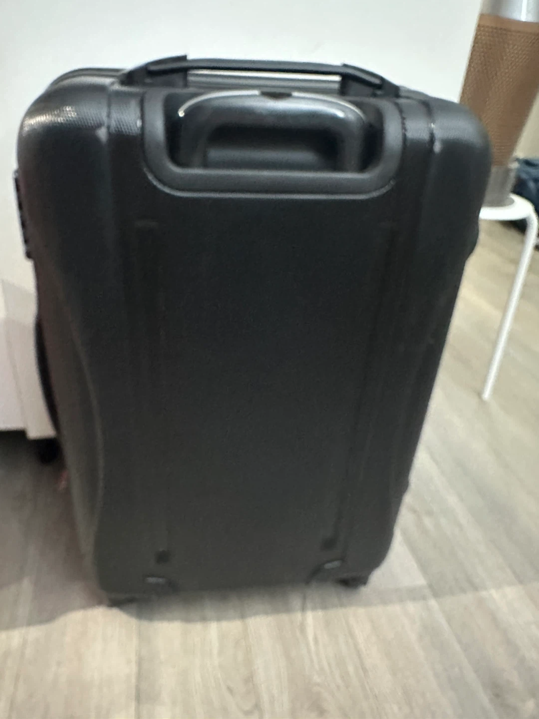 Medium Black Hardshell Spinner Luggage Suitcase (64x41x25 cm) - photo 4
