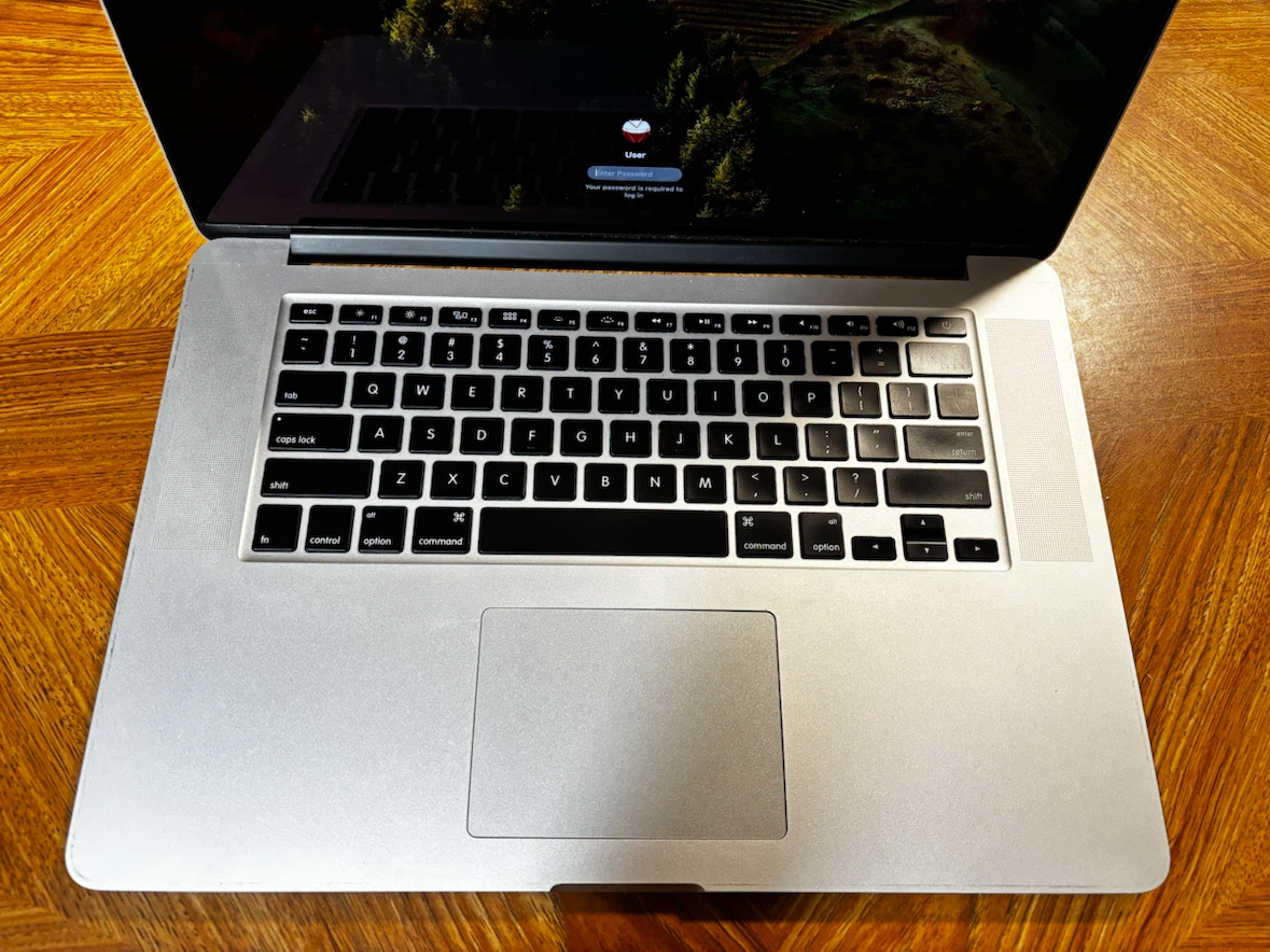 Apple MacBook Pro 15-inch Mid 2014 16GB 256GB - photo 2