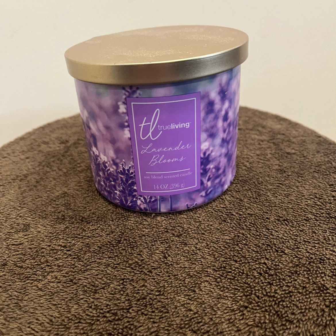 True Living Lavender Blooms 3-Wick Candle 14 oz