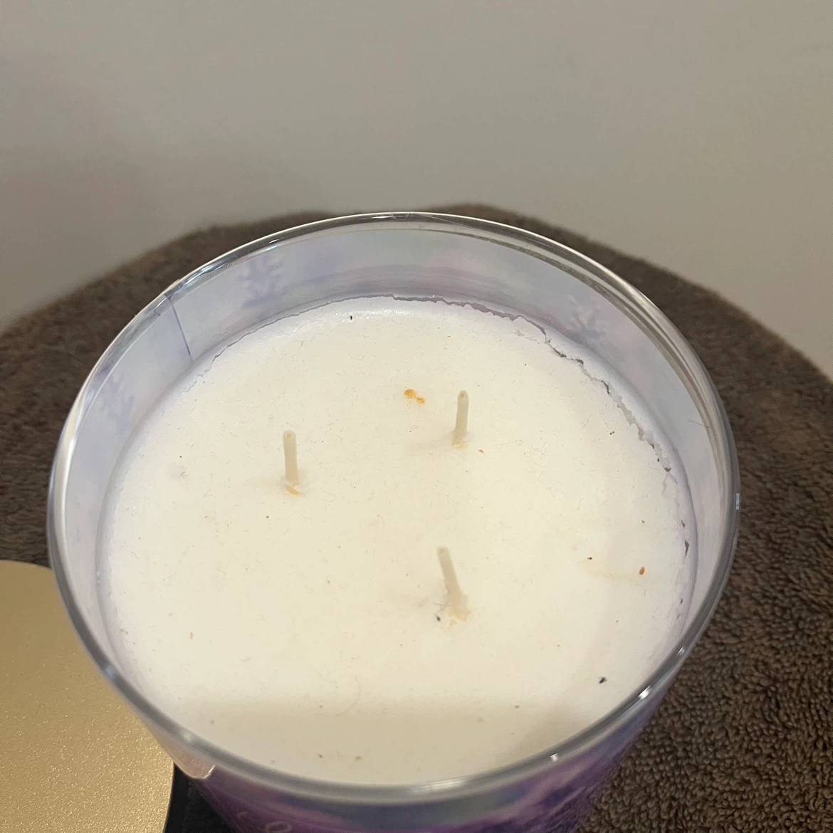 True Living Lavender Blooms 3-Wick Candle 14 oz - photo 3