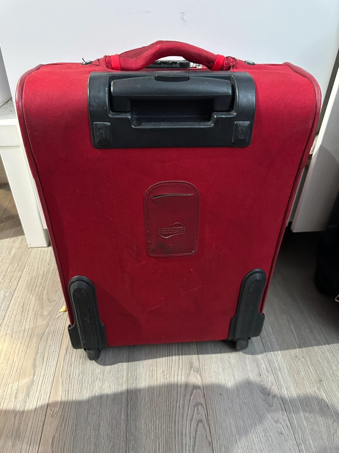 American Tourister Red Carry-On Luggage (51x37x25 cm) - photo 3