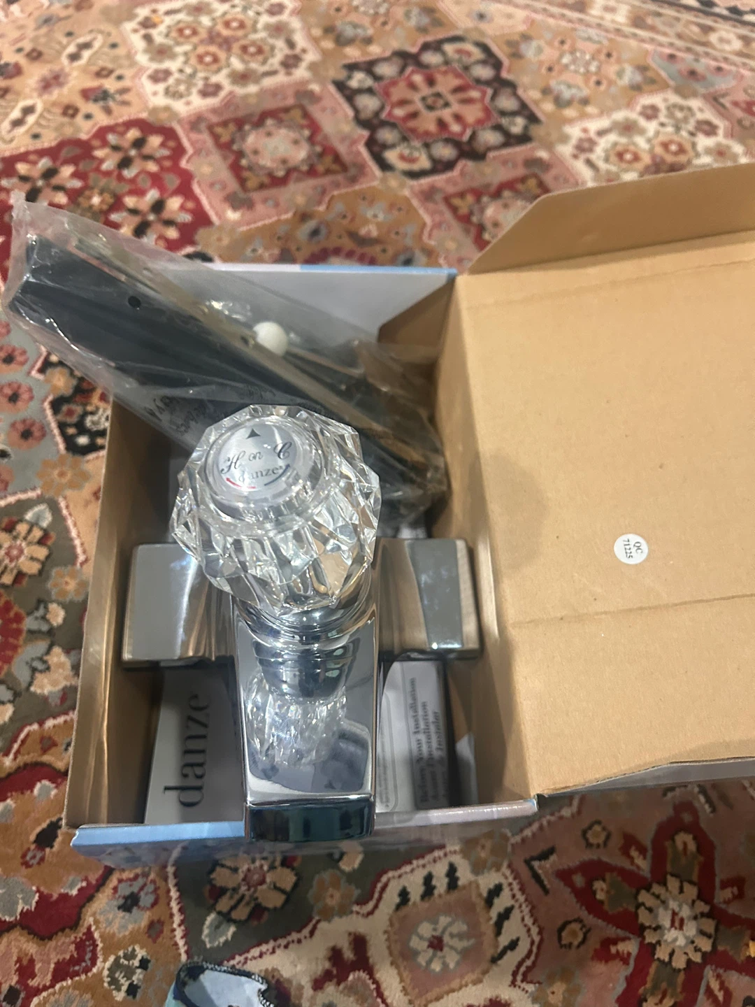 Danze Lavatory Faucet 063-3924-4 - photo 2