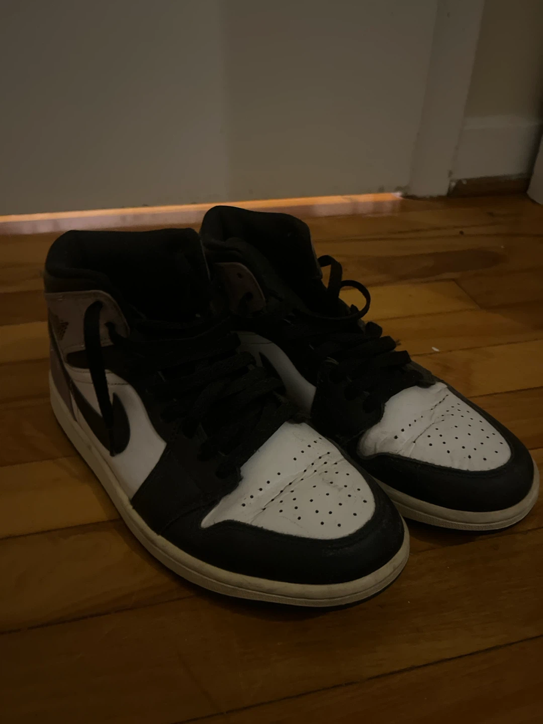 Nike Air Jordan 1 Mid Sneakers - photo 2