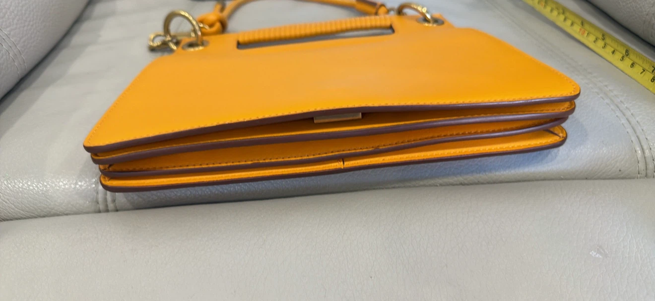 Givenchy leather handbag yellow - photo 4