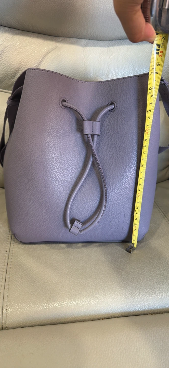Calvin Klein mauve bucket bag - photo 2