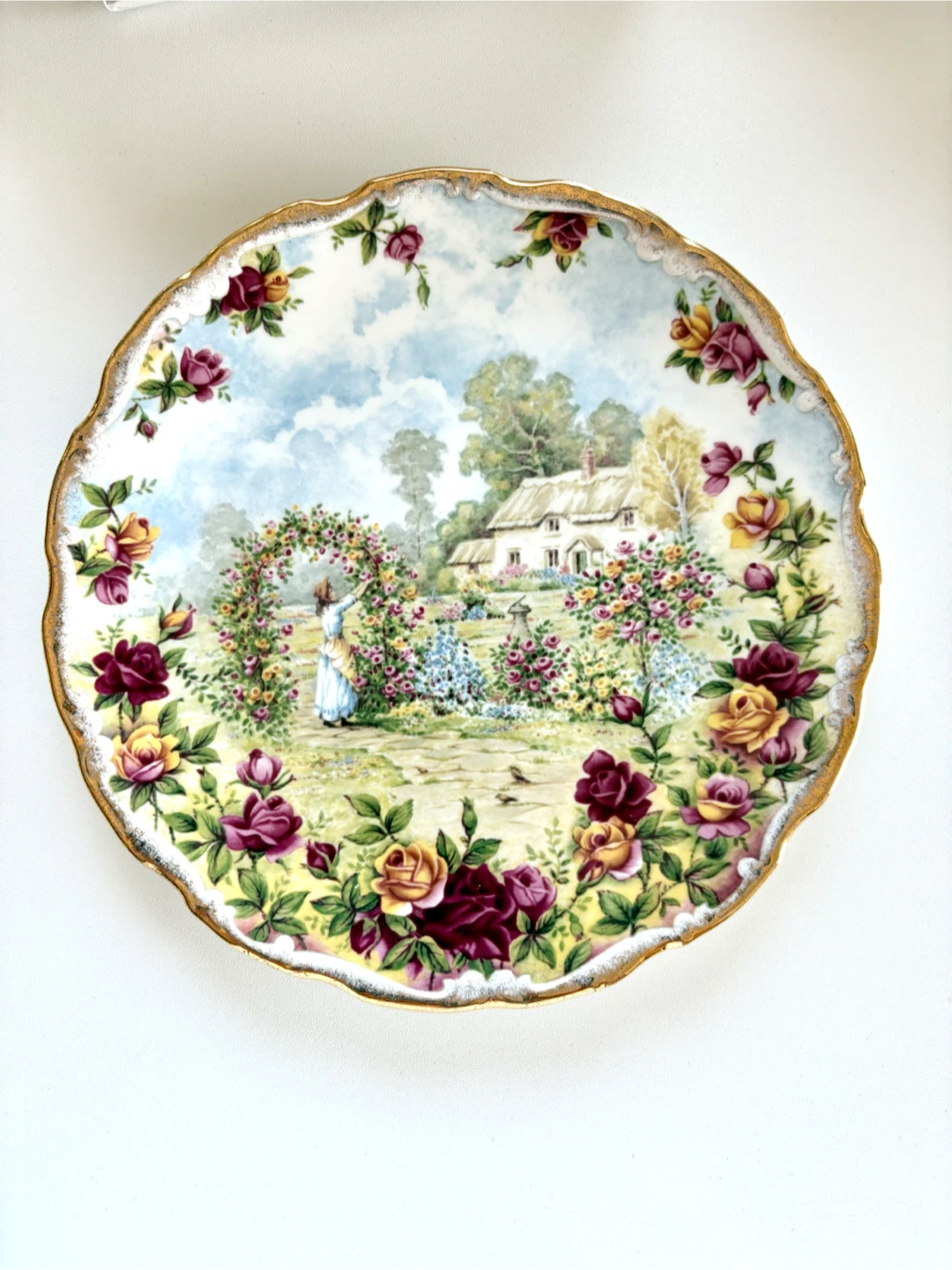 Royal Albert Old Country Roses 25th Anniversary Plate
