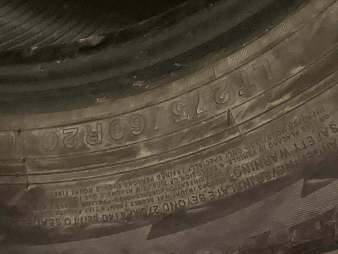 Set of 4 Yokohama Geolandar A/T Tires LT275/60R20 - photo 4