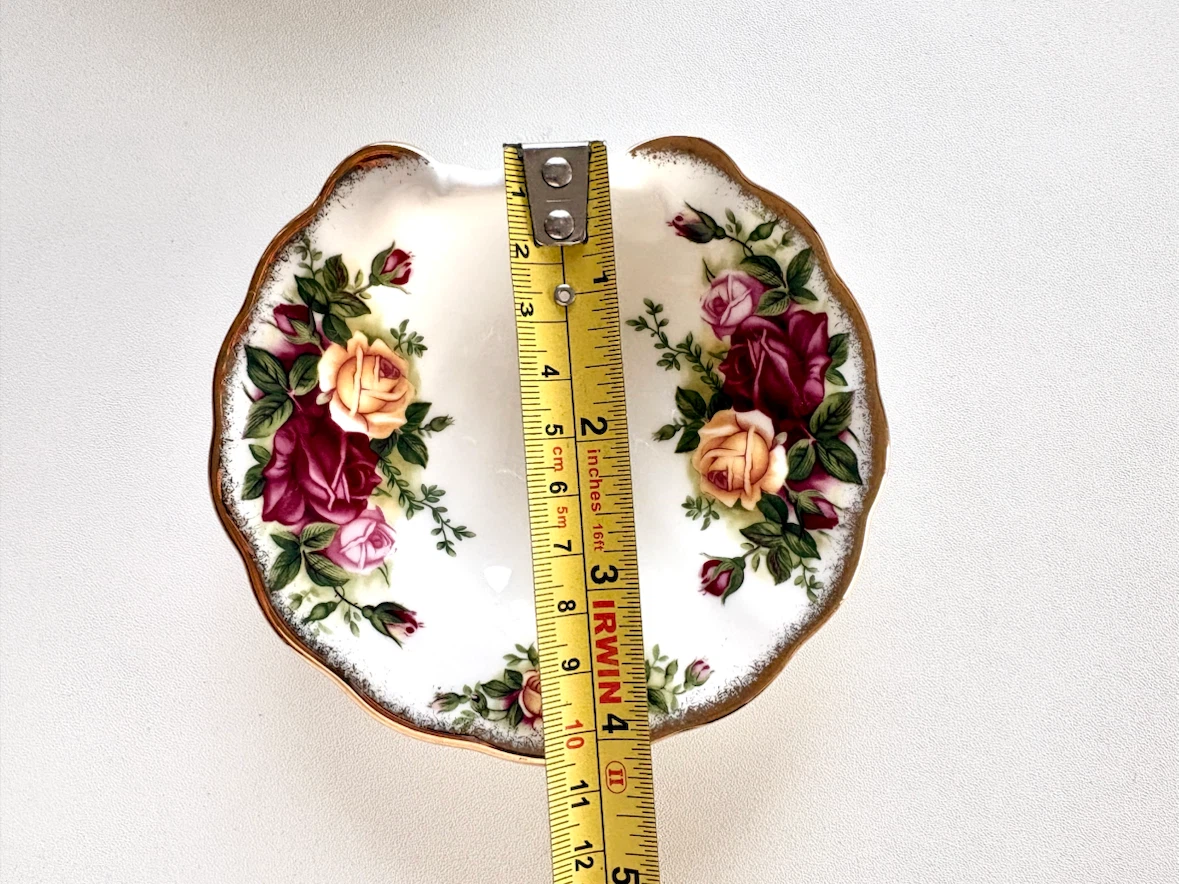 Royal Albert Bone China Shell Dish - photo 3