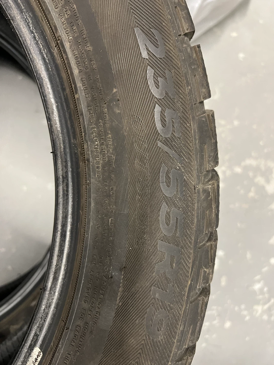 Set of 4 Winter Tires 235/55R19 MILLER - photo 2