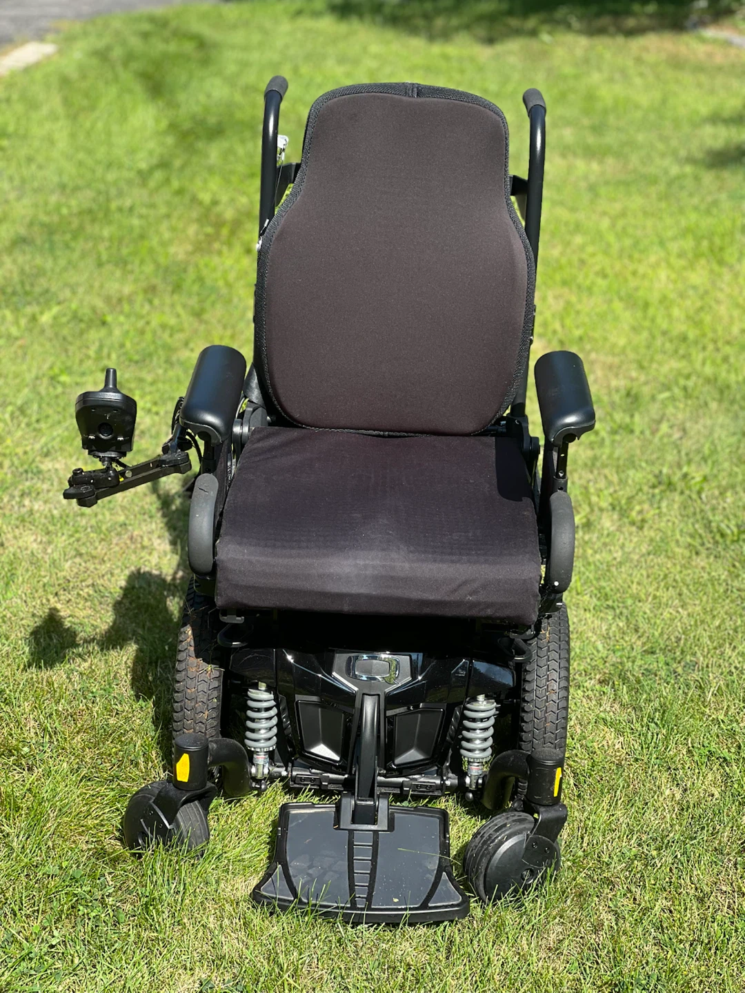 Quantum Q4 Power Wheelchair - photo 2
