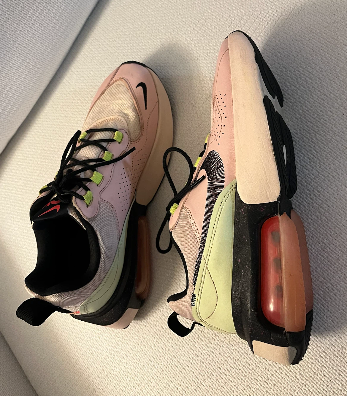 Nike Women AIR MAX VERONA QS GUAVA Sz 8