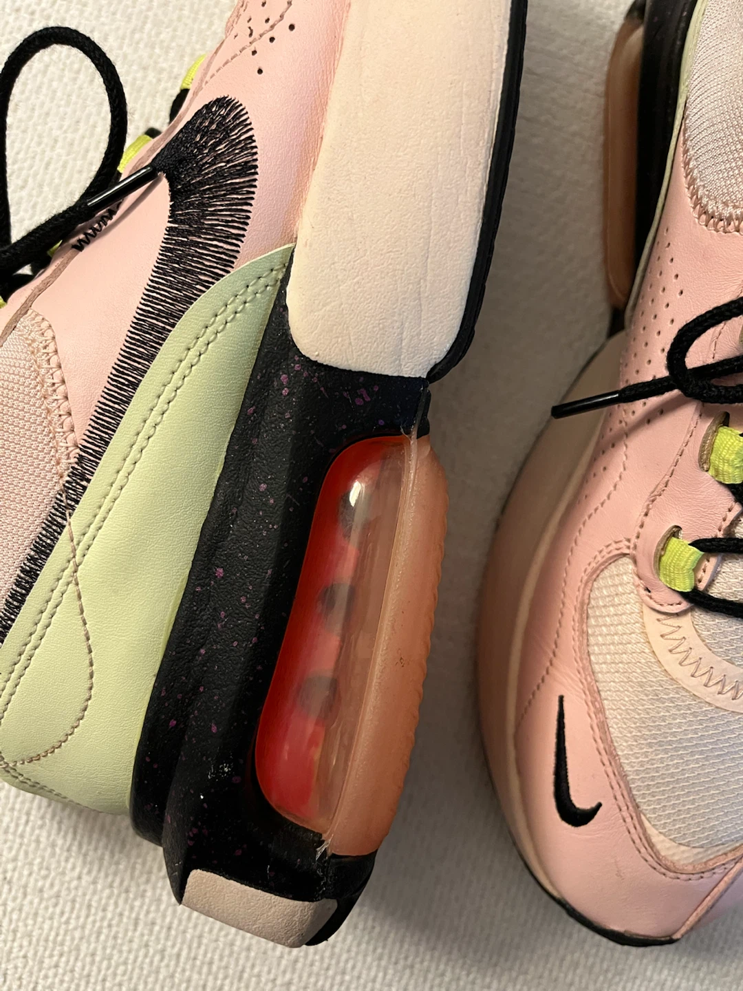 Nike Women AIR MAX VERONA QS GUAVA Sz 8 - photo 2