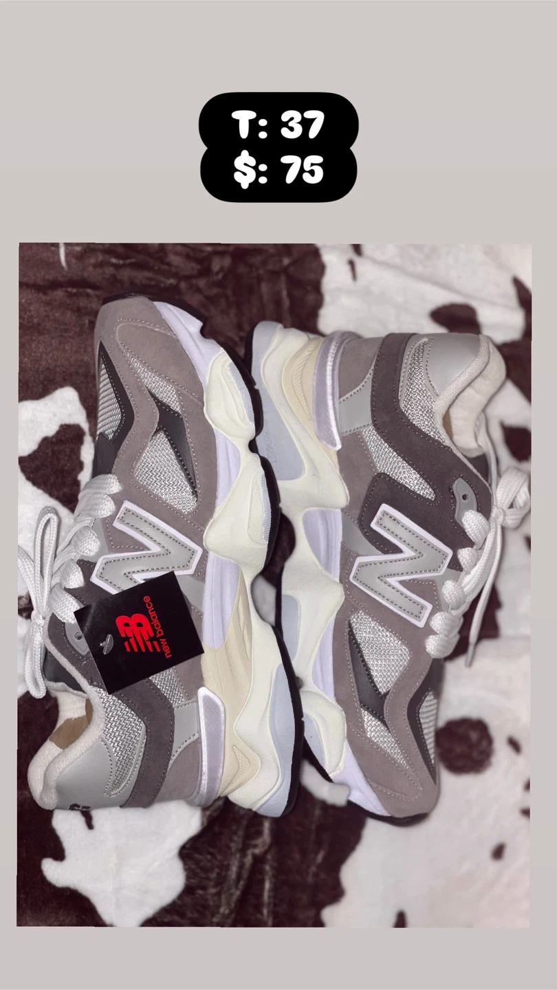 New Balance Sneakers