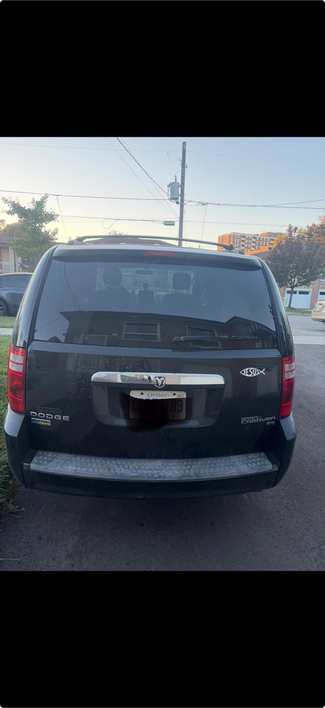 Dodge Grand Caravan 2009  / Sold as-is, where-is. - photo 2