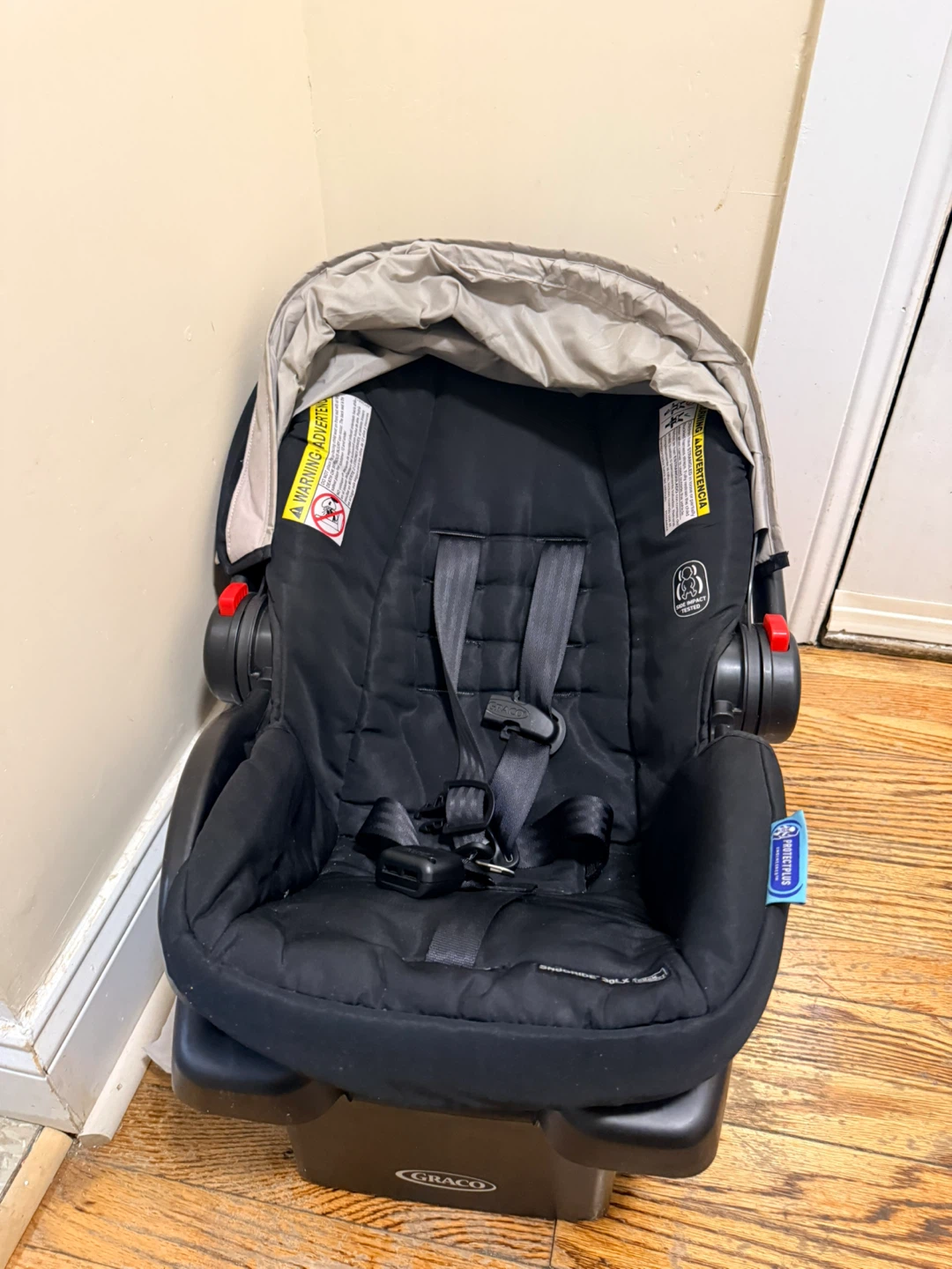 Graco SnugRide 30LX Infant Car Seat