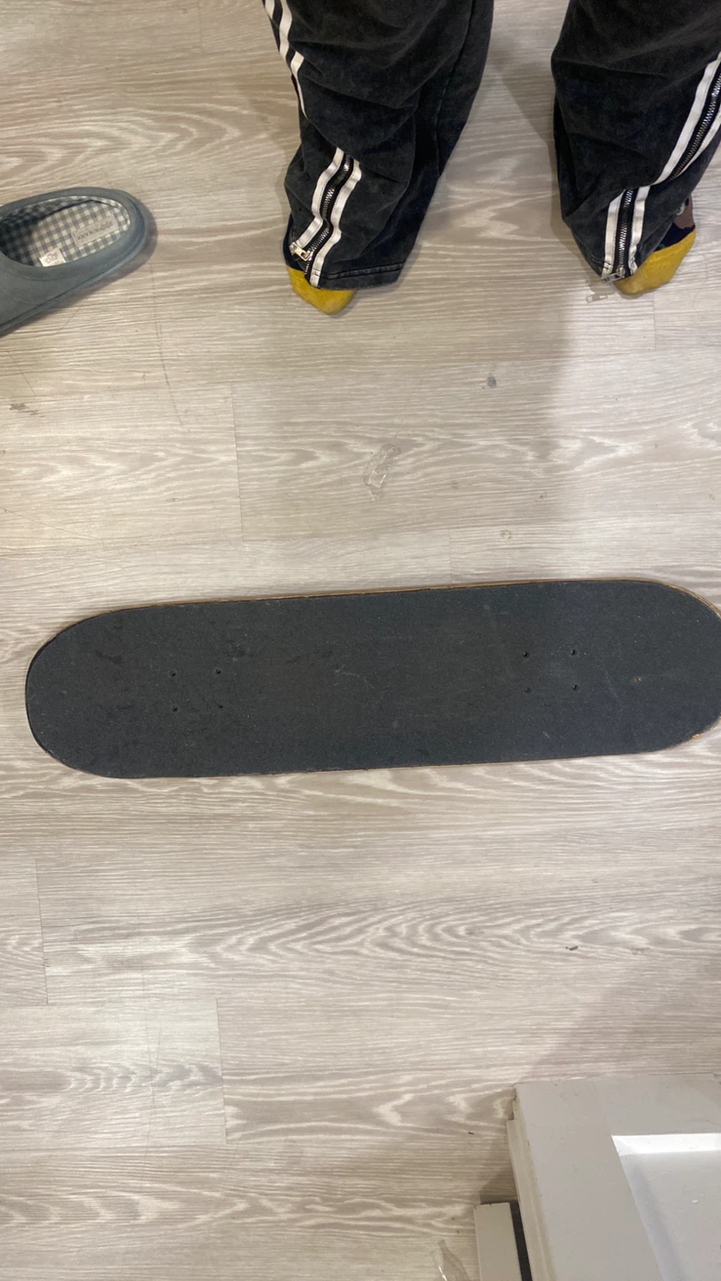 Skateboard