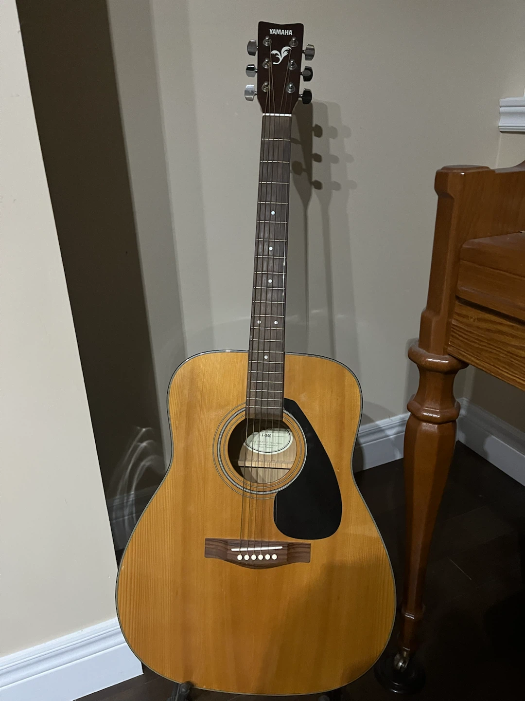 Yamaha F-340 Acoustic Guitar