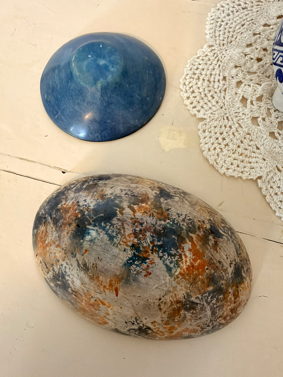 $5 for both! Set of Two Hand-Carved African Soapstone Bowls - photo 2
