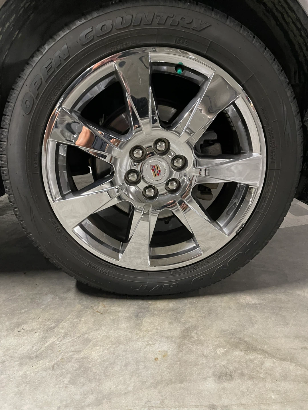 Cadillac Chrome Wheels with Toyo Open Country Tires - photo 2
