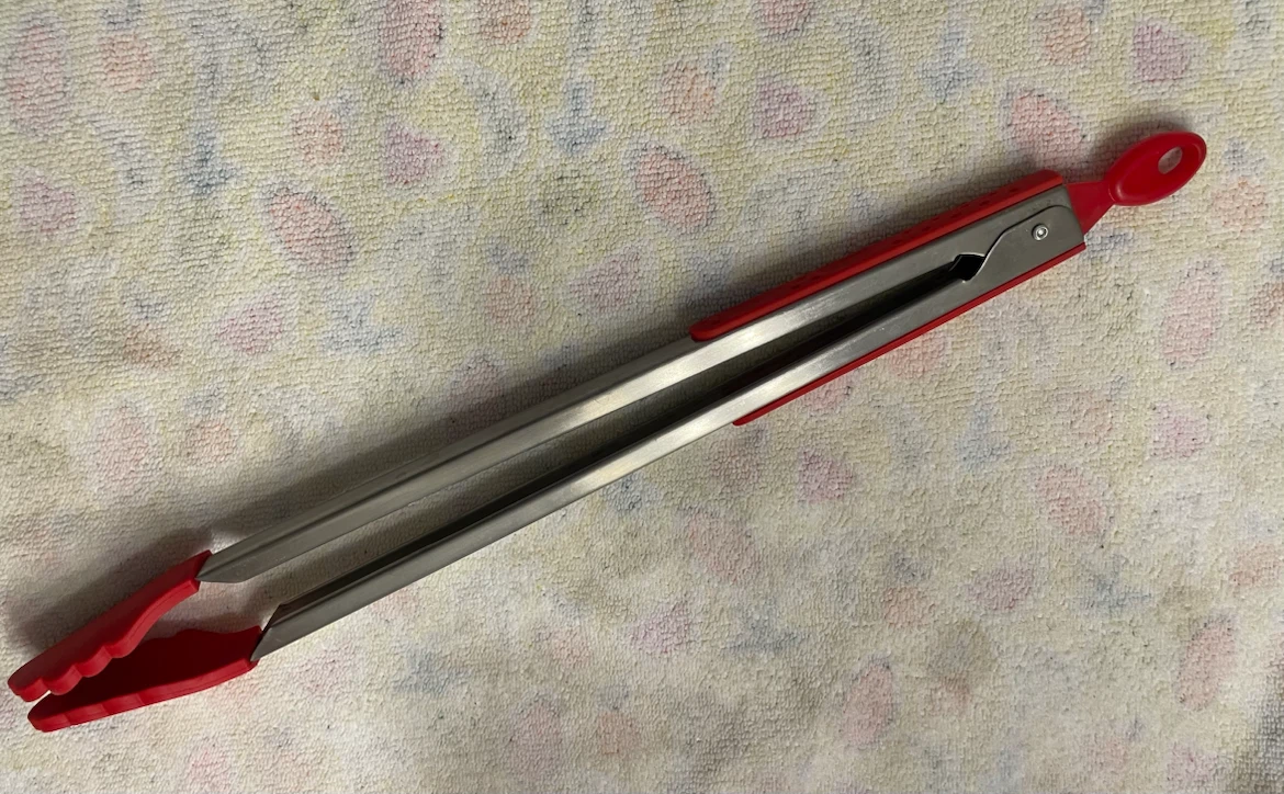 Red Silicone Kitchen Tongs - photo 3