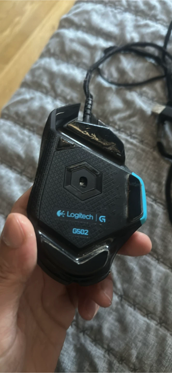 Logitech G502 Wired Gaming Mouse - photo 2