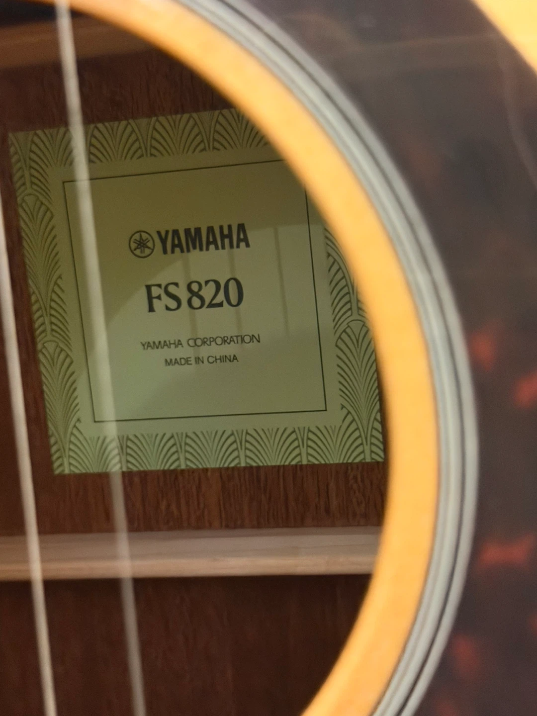 Yamaha FS820 Acoustic Guitar - photo 3