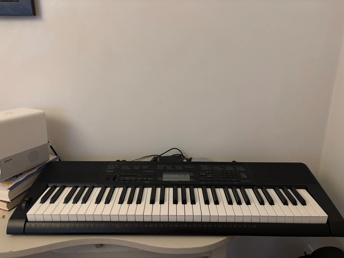 Casio CTK-3200 Keyboard with M-Gear Sustain Pedal - photo 2