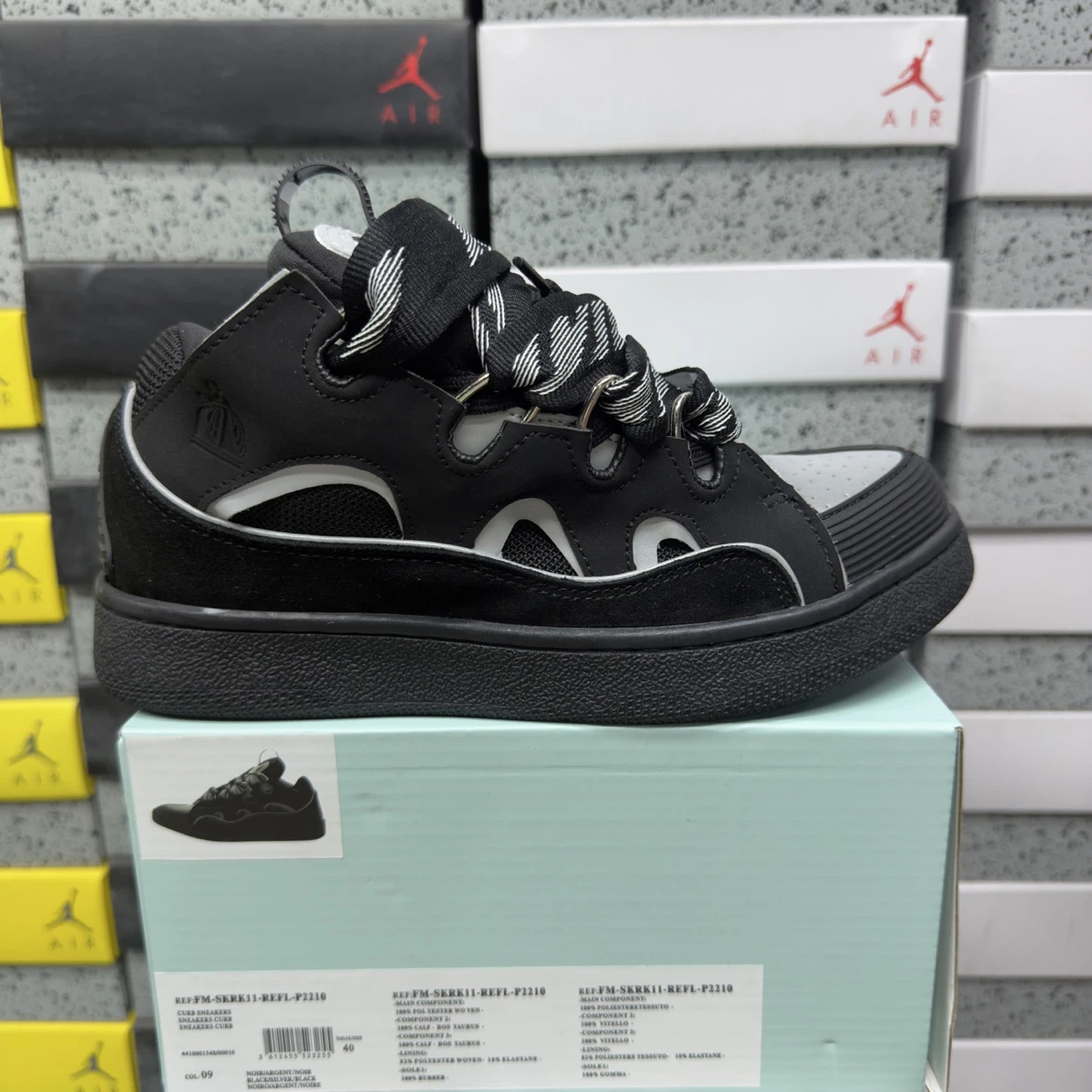 LANVIN CURBS