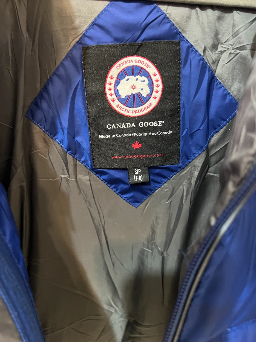 ❄️ Canada Goose Kids Down Jacket – Size 7/8 – Genuine Fur Hood - photo 3