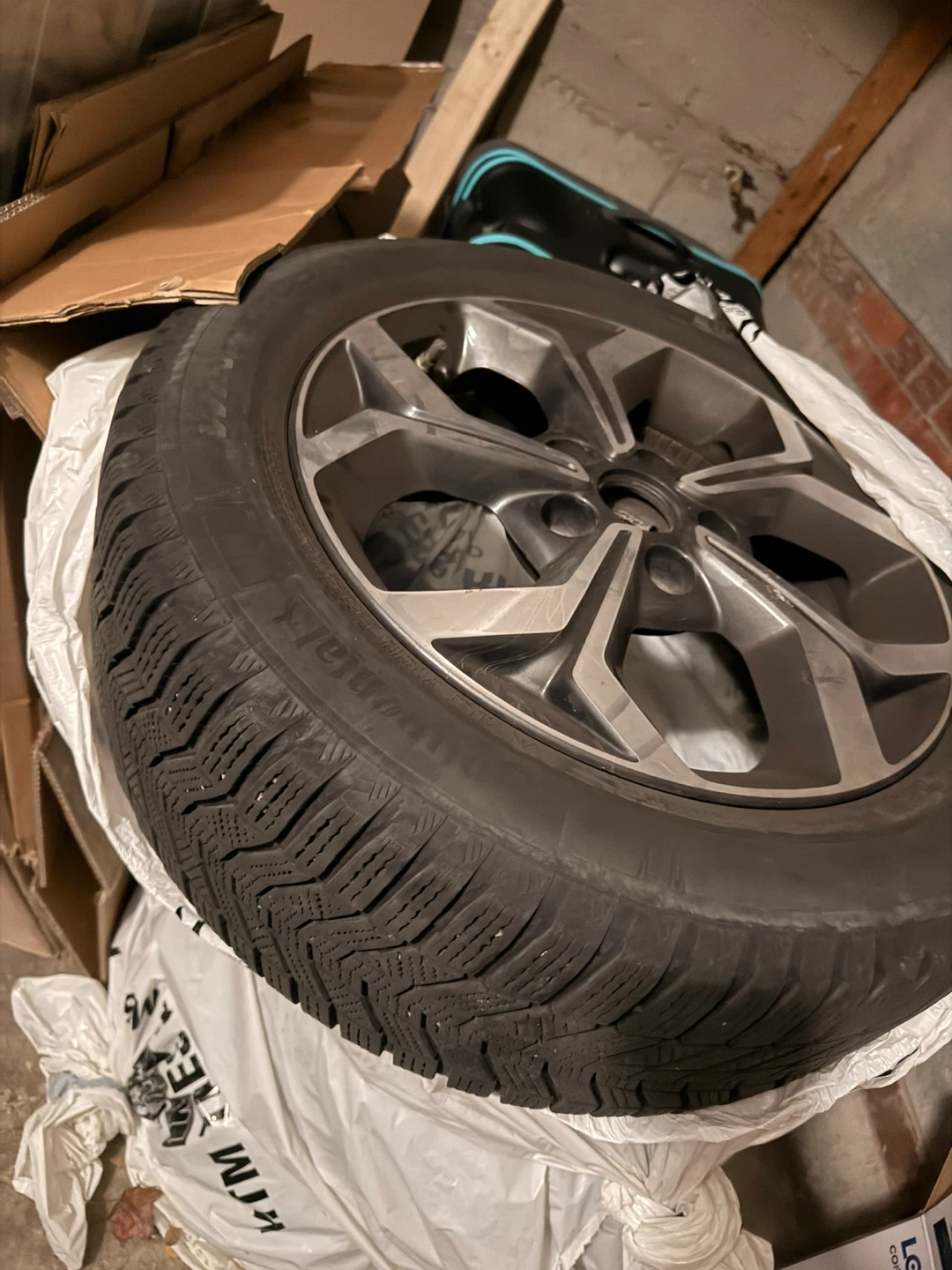 4 winter tires with rims 16/55R/ 205 - photo 2