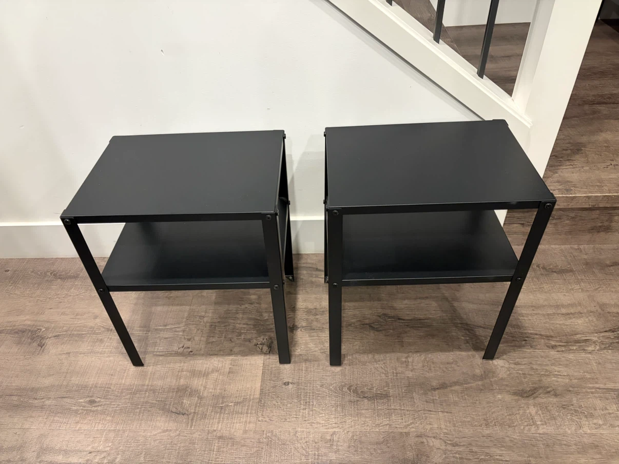 pair of nightstands side tables for $10
