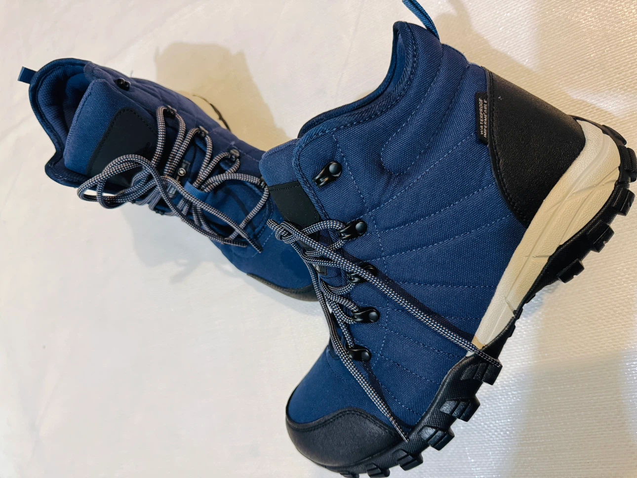 Ozark Trail Waterproof Hiking Boots size 10 - photo 2