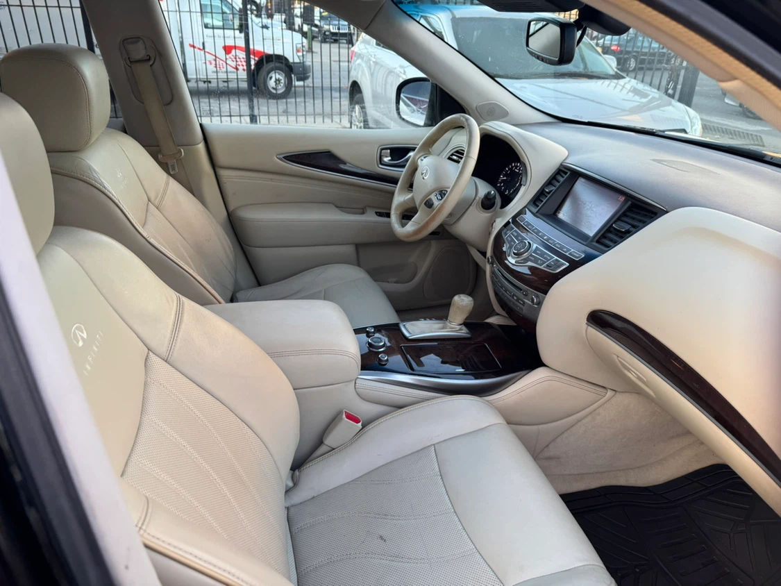 Infiniti QX60 Black SUV - photo 4