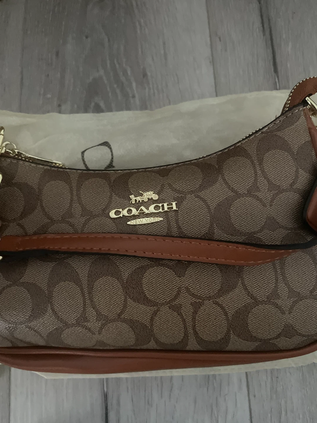 Coach Beige Teri Shoulder Bag - photo 2