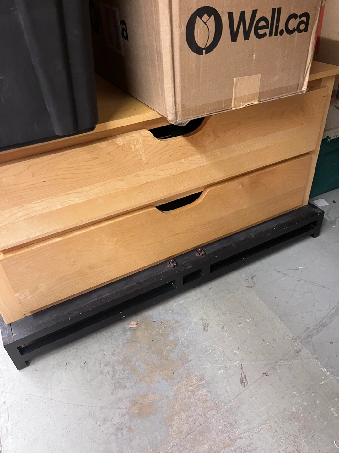 Light Wood Wardrobe with Two Drawers - photo 3