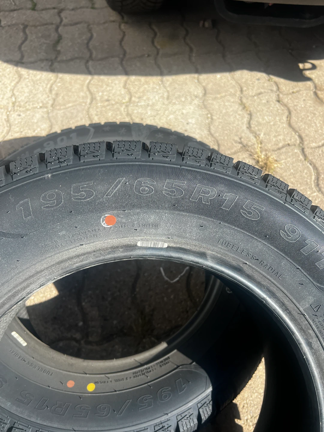 195/65R15 tires - photo 3