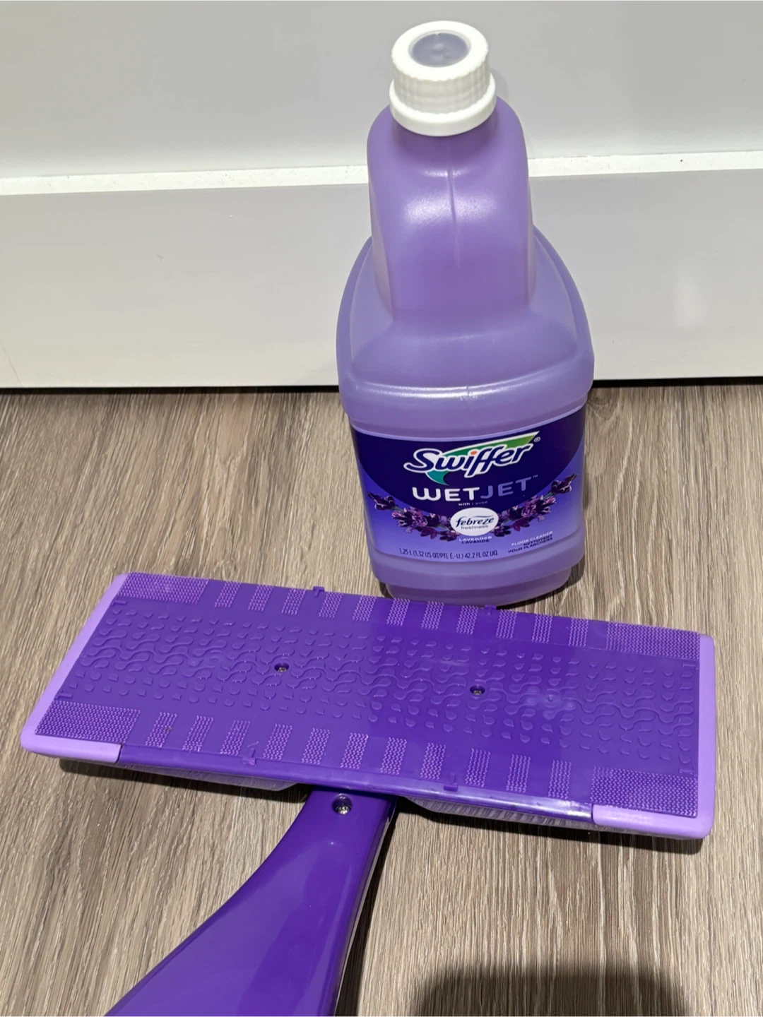 Swiffer WetJet Mop with full Lavender Refill - photo 3