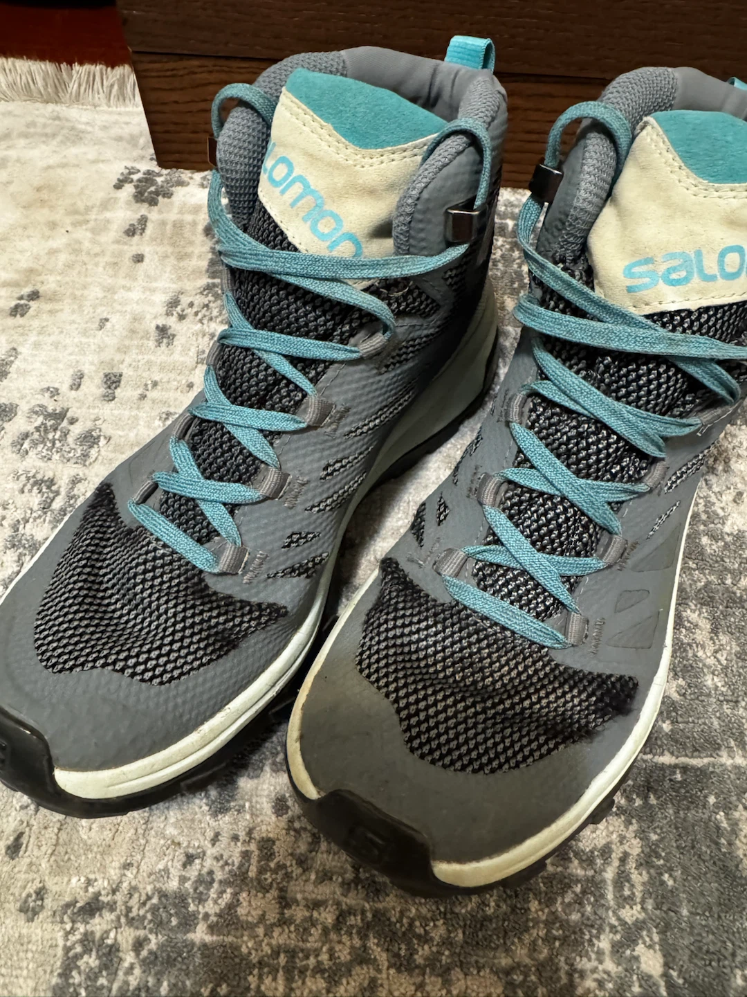 Salomon Outline Gore-Tex Hiking Boots Size 6 - photo 5