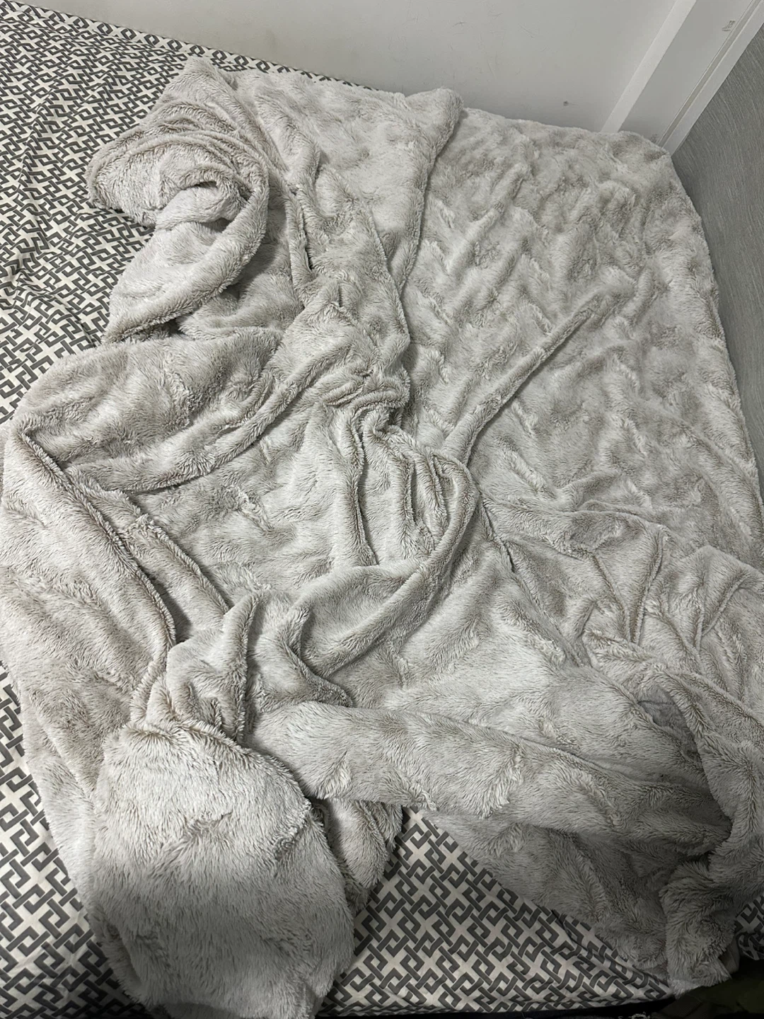 Studio Home Double-Sided Cooling Blanket - photo 2