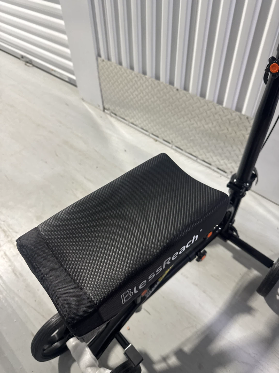 BlessReach Knee Scooter - photo 5