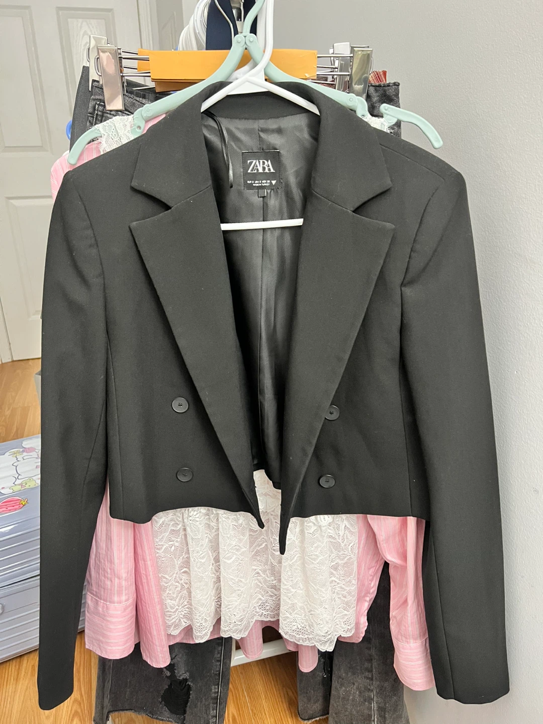 ZARA Black Cropped Double-Breasted Blazer