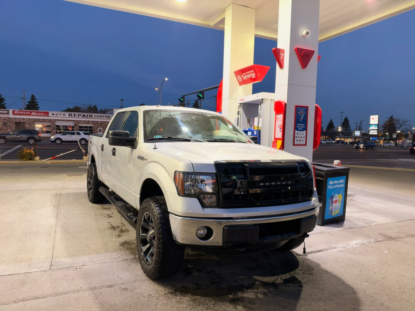 Ford F-150 4x4 Truck with 86000km on it