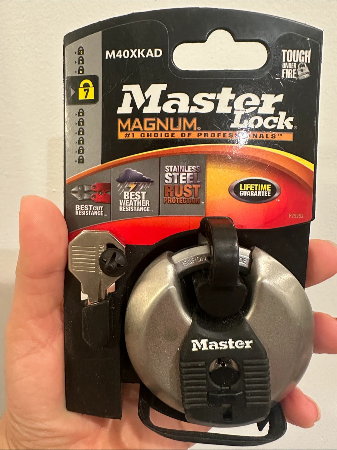 Master Lock Magnum M40XKAD Shrouded Padlock