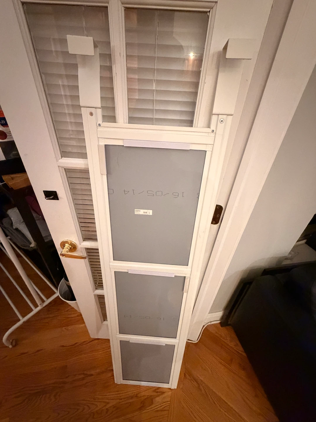 IKEA GARNES Over-the-Door Mirror - photo 4