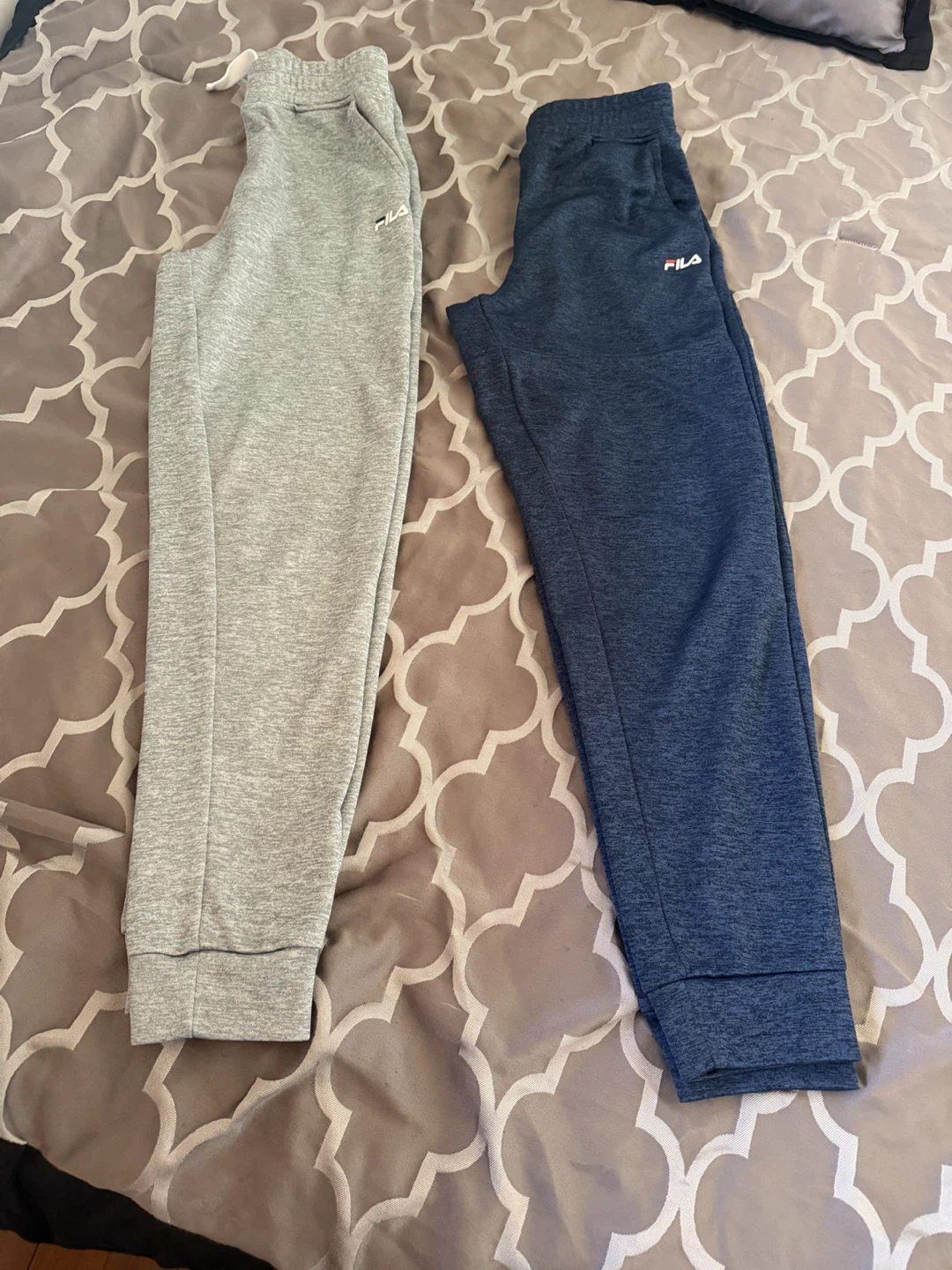 Two pairs of Fila youth joggers, size XL - photo 2