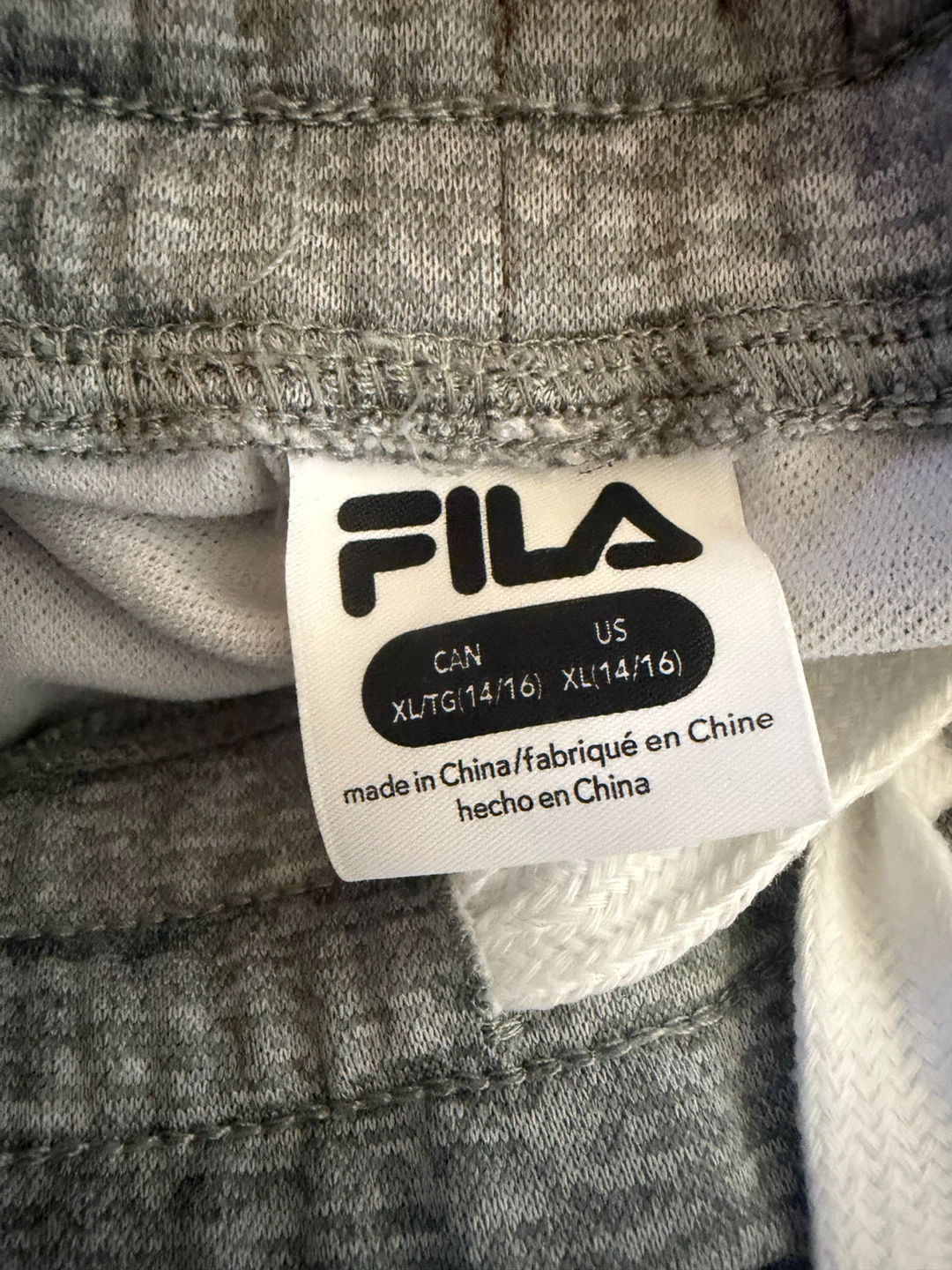 Two pairs of Fila youth joggers, size XL - photo 3